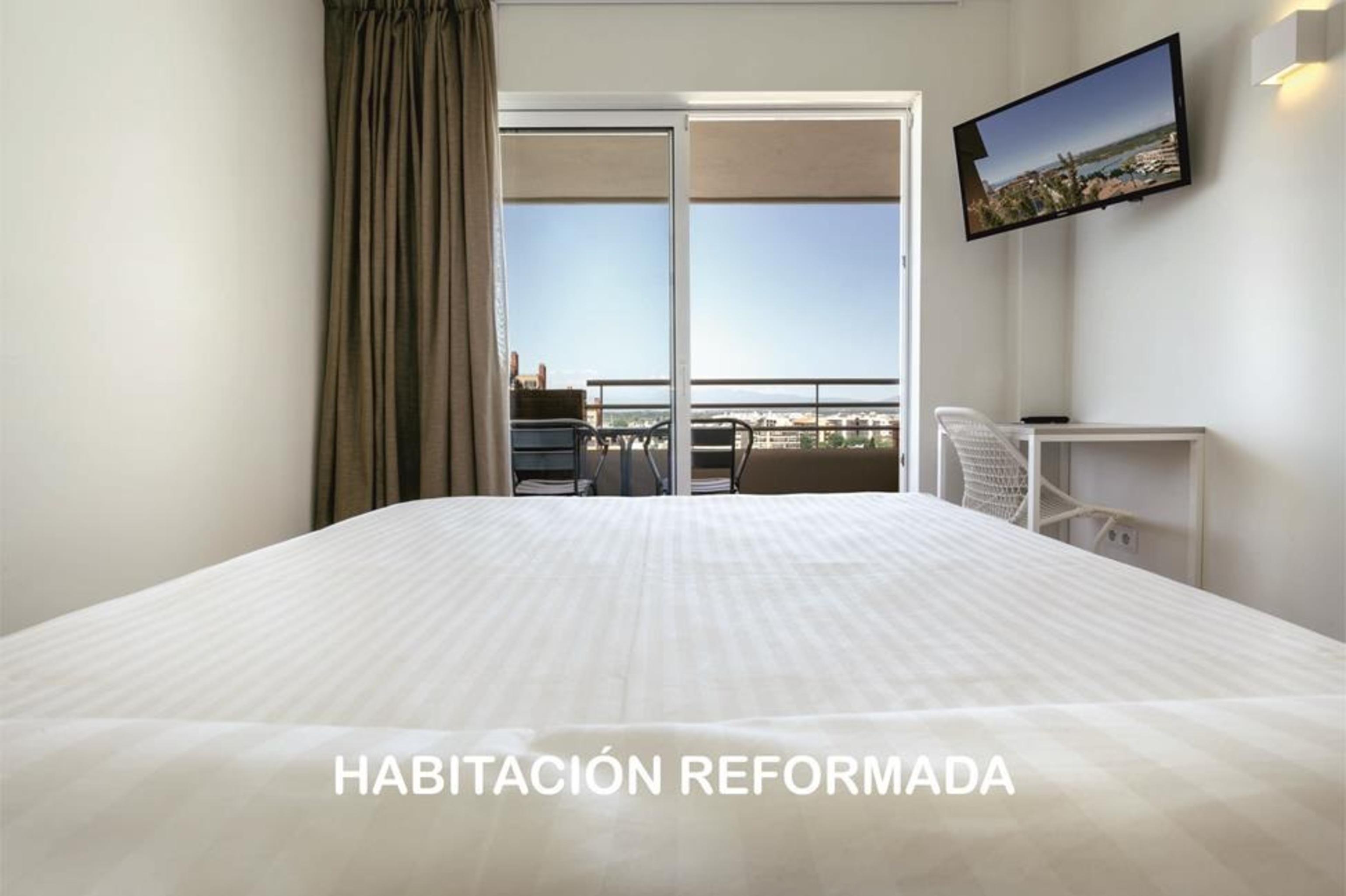 Prestige Sant Marc Hotel Roses Exterior photo